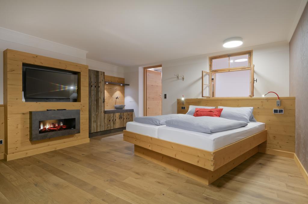 Dreimaederlhaus - Das Vegetarische Boutique Hotel Füssen Esterno foto